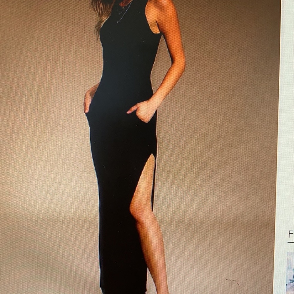 MAXI DRESS
